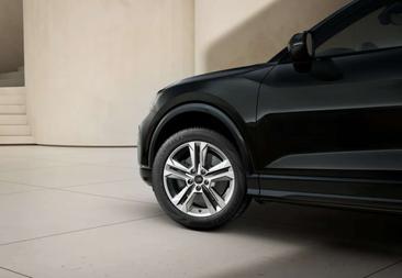 Audi Q2 35 TDI — photo 7