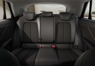 Audi Q2 30 TFSI — photo 10