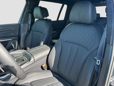 BMW X7 XDrive40d — photo 9