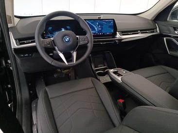 BMW IX1 EDrive20 — photo 6