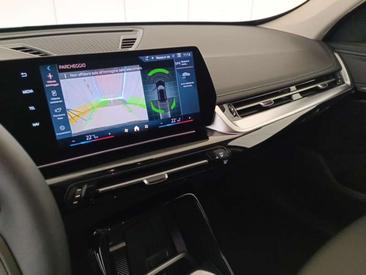 BMW IX1 EDrive20 — photo 18