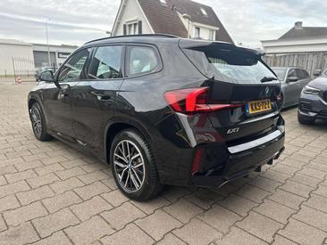 BMW IX1 XDrive30 — photo 6