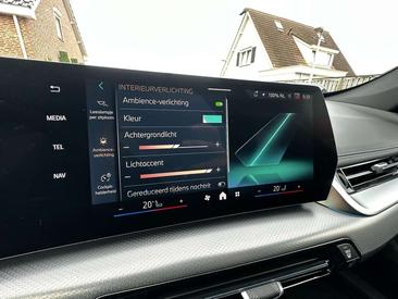BMW IX1 XDrive30 — photo 10