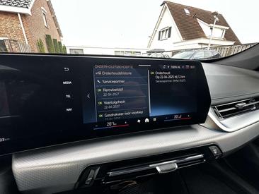 BMW IX1 XDrive30 — photo 16
