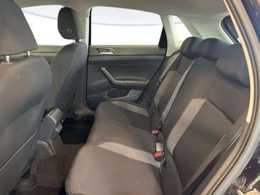 Volkswagen Polo Classic Berline 1.4 16V MT — photo 8