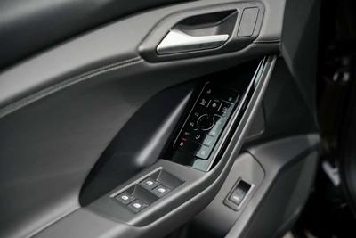 Audi Q6 E-tron S Line Black