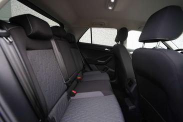 Volkswagen T-Roc 1.0 TSI — photo 8