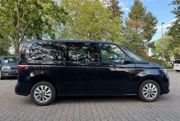 Volkswagen Multivan Van 2.0 TDI — photo 6
