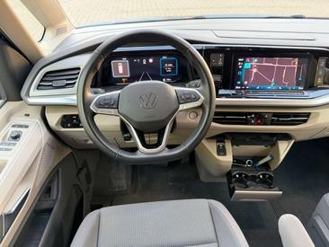 Volkswagen Multivan Van 2.0 TDI — photo 13