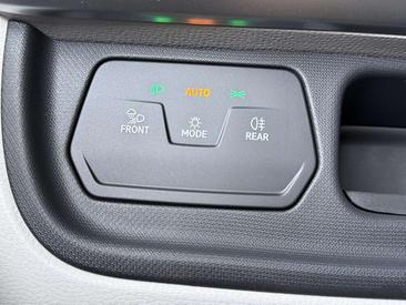 Volkswagen ID. Buzz Pro Bulli Limited Elektromotor — photo 11