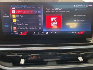 BMW X5 — photo 12