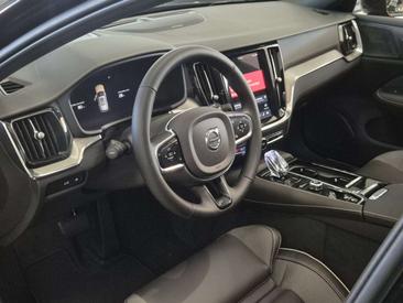 Volvo V60 Break T6 Recharge AWD — photo 2