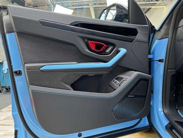 Lamborghini Urus SE — photo 15