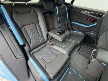 Lamborghini Urus SE — photo 24