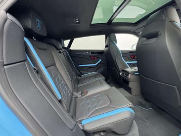 Lamborghini Urus SE — photo 26