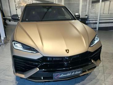 Lamborghini Urus SE — photo 3