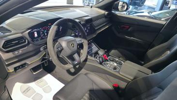 Lamborghini Urus SE — photo 12
