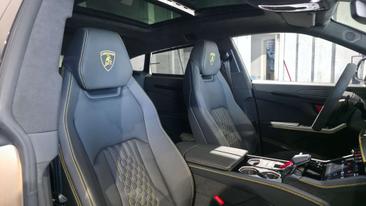 Lamborghini Urus SE — photo 21
