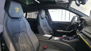 Lamborghini Urus SE — photo 23