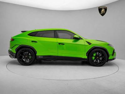 Lamborghini Urus Performante