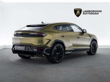 Lamborghini Urus SE — photo 3