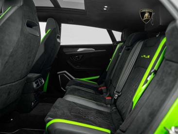 Lamborghini Urus Performante — photo 10