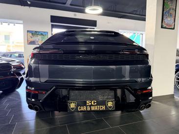 Lamborghini Urus SE — photo 4