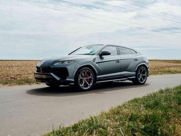 Lamborghini Urus SE — photo 2