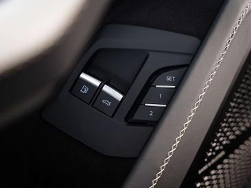 Lamborghini Urus SE — photo 12