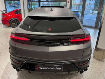 Lamborghini Urus SE — photo 5