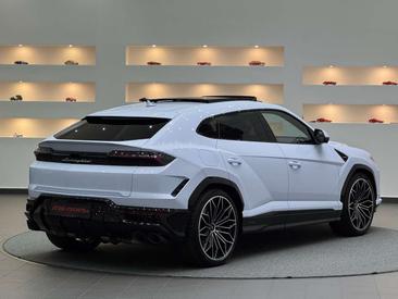 Lamborghini Urus SE — photo 4