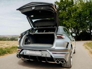 Lamborghini Urus SE — photo 10