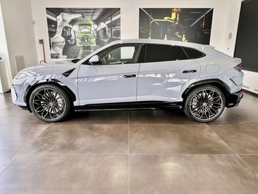 Lamborghini Urus SE — photo 5