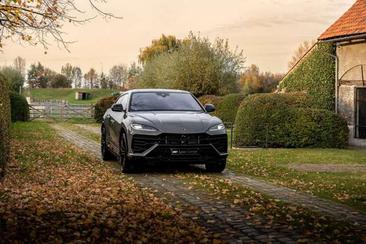 Lamborghini Urus SE — photo 9