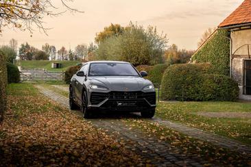 Lamborghini Urus SE — photo 9
