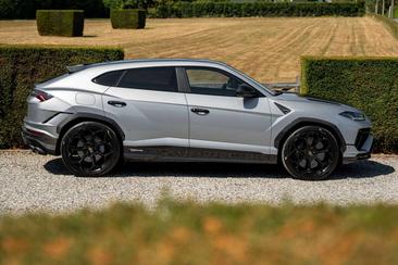 Lamborghini Urus Performante — photo 8