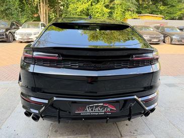 Lamborghini Urus SE — photo 10