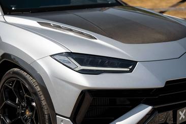 Lamborghini Urus Performante — photo 11