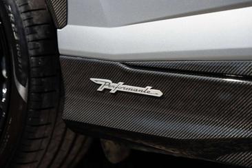 Lamborghini Urus Performante — photo 15