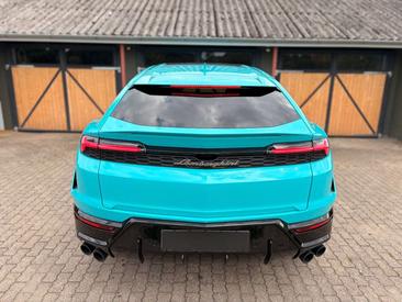 Lamborghini Urus SE — photo 4