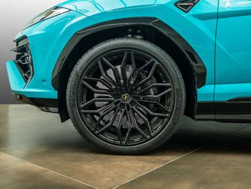 Lamborghini Urus SE — photo 5