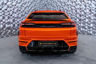 Lamborghini Urus SE — photo 5