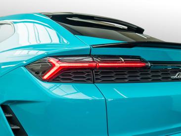 Lamborghini Urus SE — photo 10