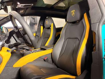 Lamborghini Urus SE — photo 12