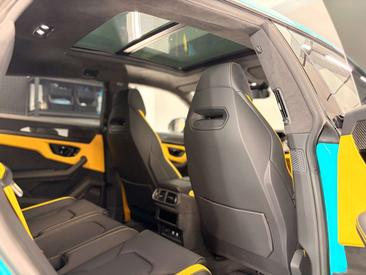 Lamborghini Urus SE — photo 15