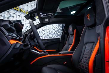 Lamborghini Urus SE — photo 12