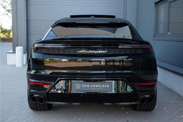 Lamborghini Urus SE — photo 8