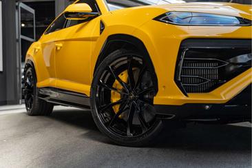 Lamborghini Urus SE — photo 11