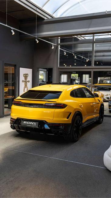 Lamborghini Urus SE — photo 25