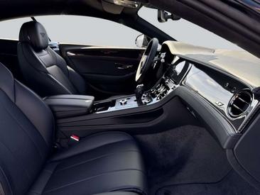 Bentley Continental GT V8 — photo 15